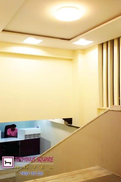 Отель Terminus Square Kurla Экстерьер фото